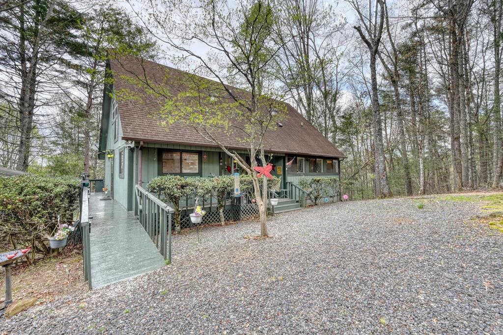 149 Mountain Drive Murphy, NC 28906 - Photo 3 of 42