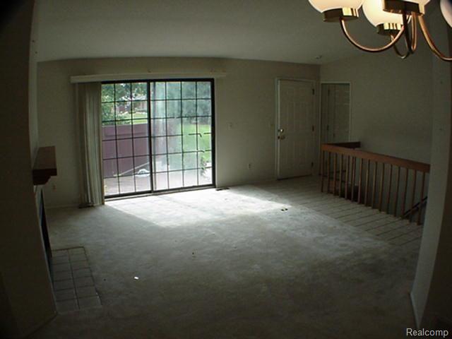 31210 Country Way, Unit 29 Farmington, MI 48331 - Photo 7 of 8 MVC-011S