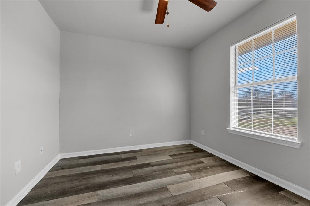 4936 Flamingo Road Fort Worth, TX 76119 - Photo 9 of 14