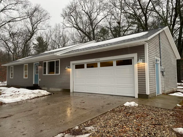 $244,900 | 6494 Wildrose Way, Twin Lake, MI 49457