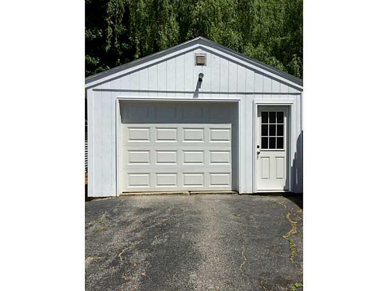 Garage.