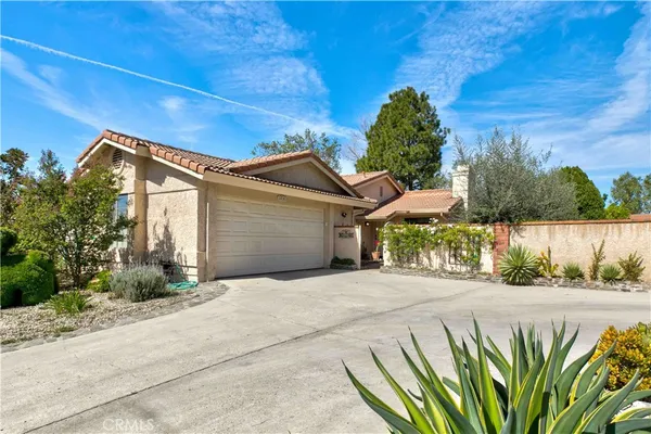 $599,000 | 26013 Palomita Drive, Valencia, CA 91355