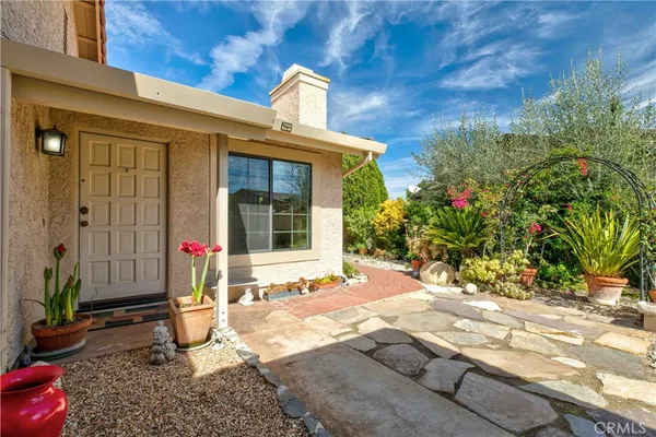 $599,000 | 26013 Palomita Drive, Valencia, CA 91355