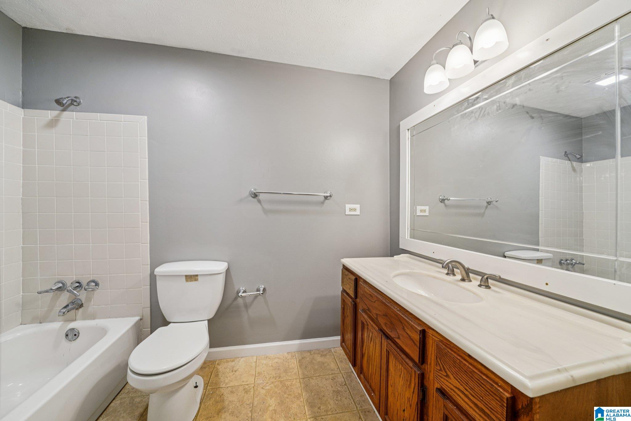 5327 Dixieland Road Birmingham, AL 35210 - Photo 19 of 37