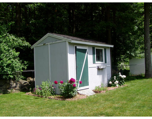 17 Shady Lane Oxford, MA 01540 - Photo 2 of 2