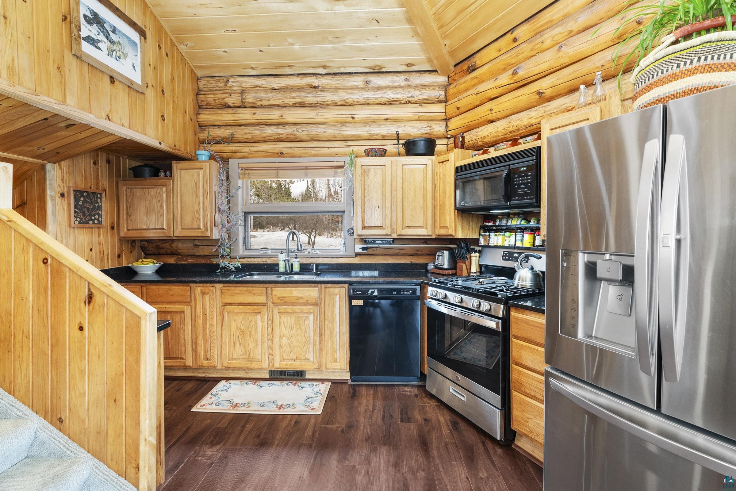 9417 Pison Road Bennett, WI 54873 - Photo 8 of 33