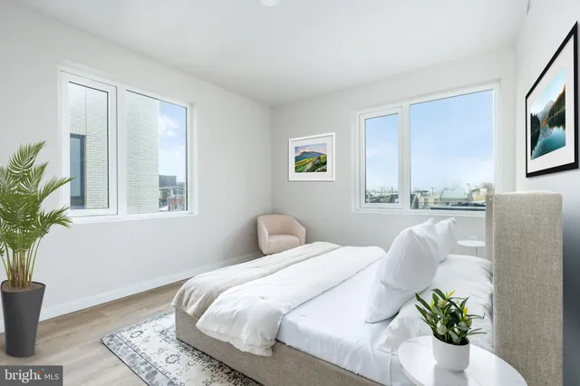 $2,975 | 1130 North Delaware Avenue, Unit 2B, Philadelphia, PA 19125