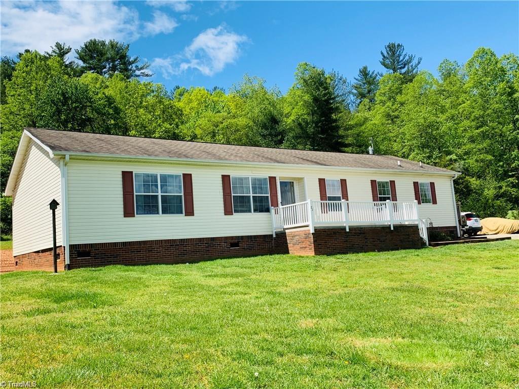 2325 Boiling Springs Road Purlear, NC 28665 - Photo 2 of 29