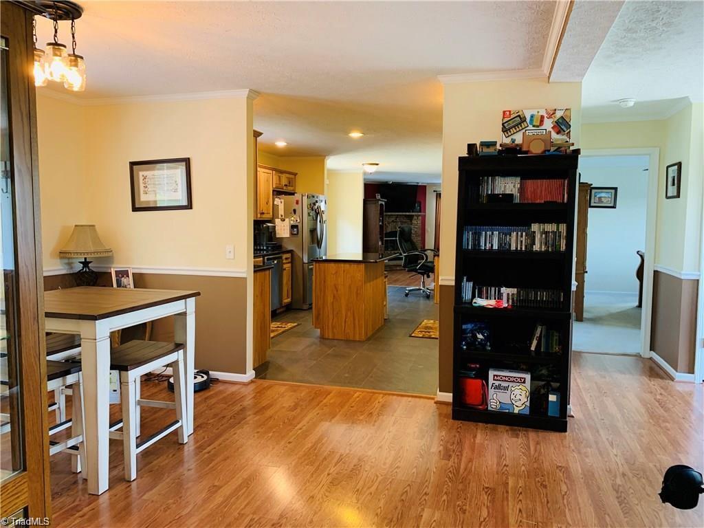 2325 Boiling Springs Road Purlear, NC 28665 - Photo 12 of 29