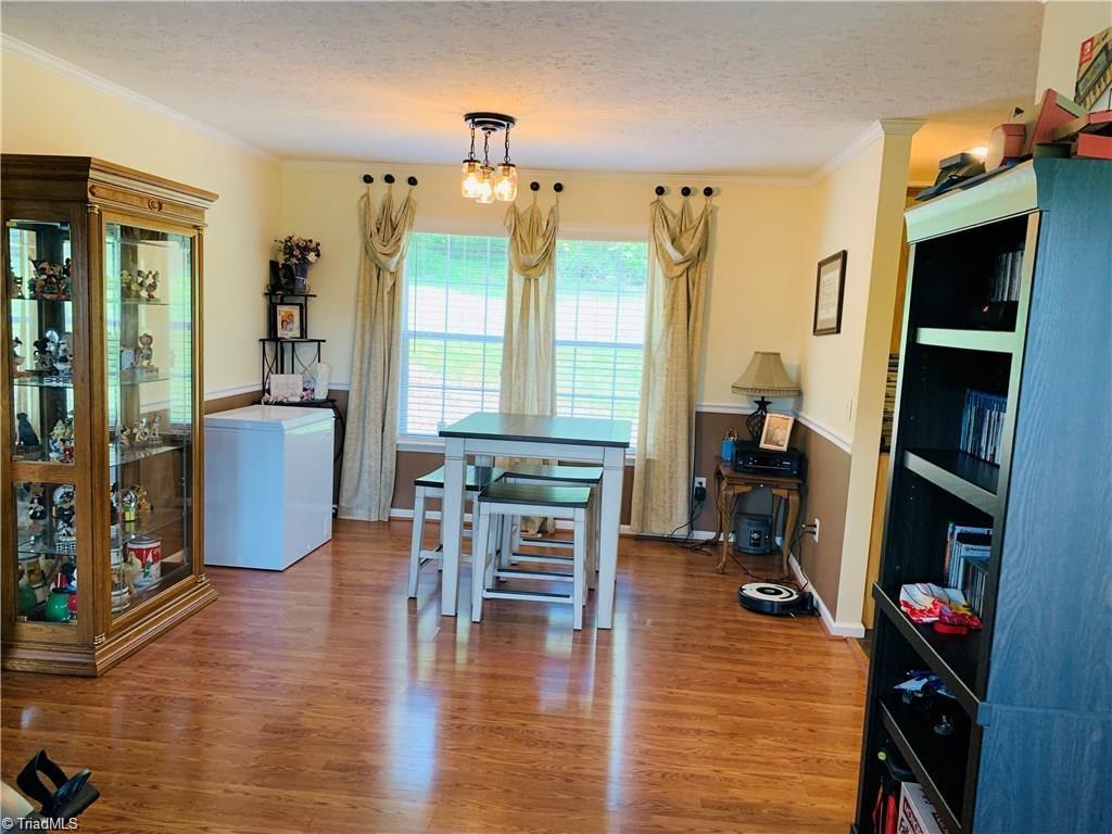 2325 Boiling Springs Road Purlear, NC 28665 - Photo 13 of 29