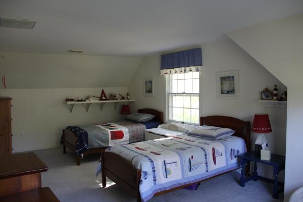 877 Pearse Road Swansea, MA 02777 - Photo 21 of 25 Gallery Image 21