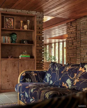 $550,000 | 1222 West Cape Rock Drive, Cape Girardeau, MO 63701