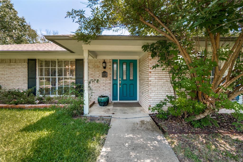 4372 Royal Ridge Drive Dallas, TX 75229 - Photo 4 of 25