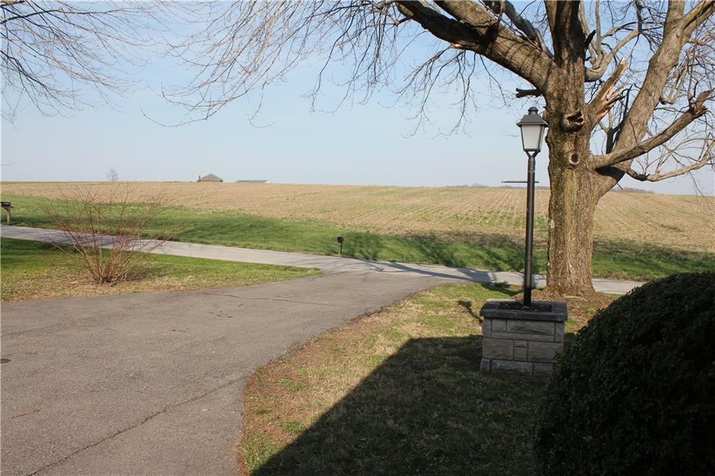 260 East County Line Road Morgantown, IN 46160 - Photo 4 of 57 Gallery Image 4
