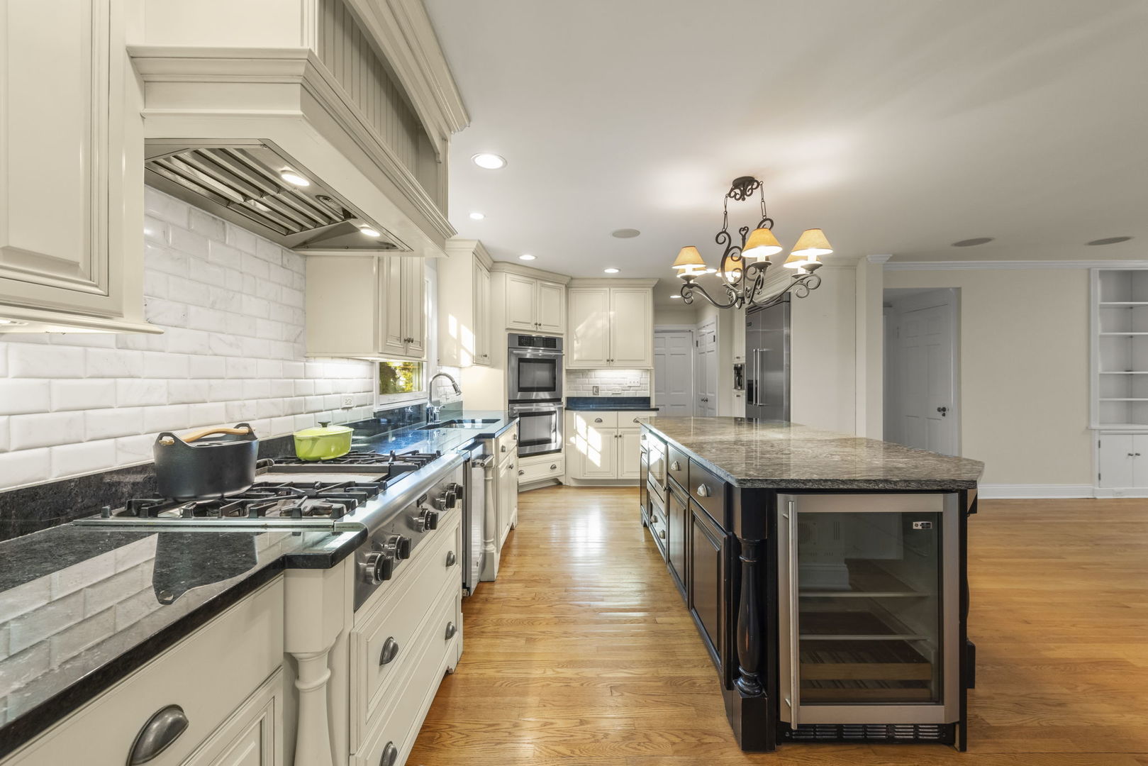 707 Revere Road Glen Ellyn, IL 60137 - Photo 16 of 52 Gallery Image 16