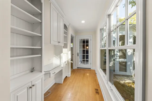 $1,250,000 | 707 Revere Road, Glen Ellyn, IL 60137