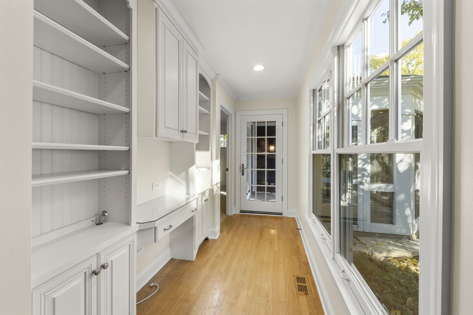 707 Revere Road Glen Ellyn, IL 60137 - Photo 21 of 52 Gallery Image 21