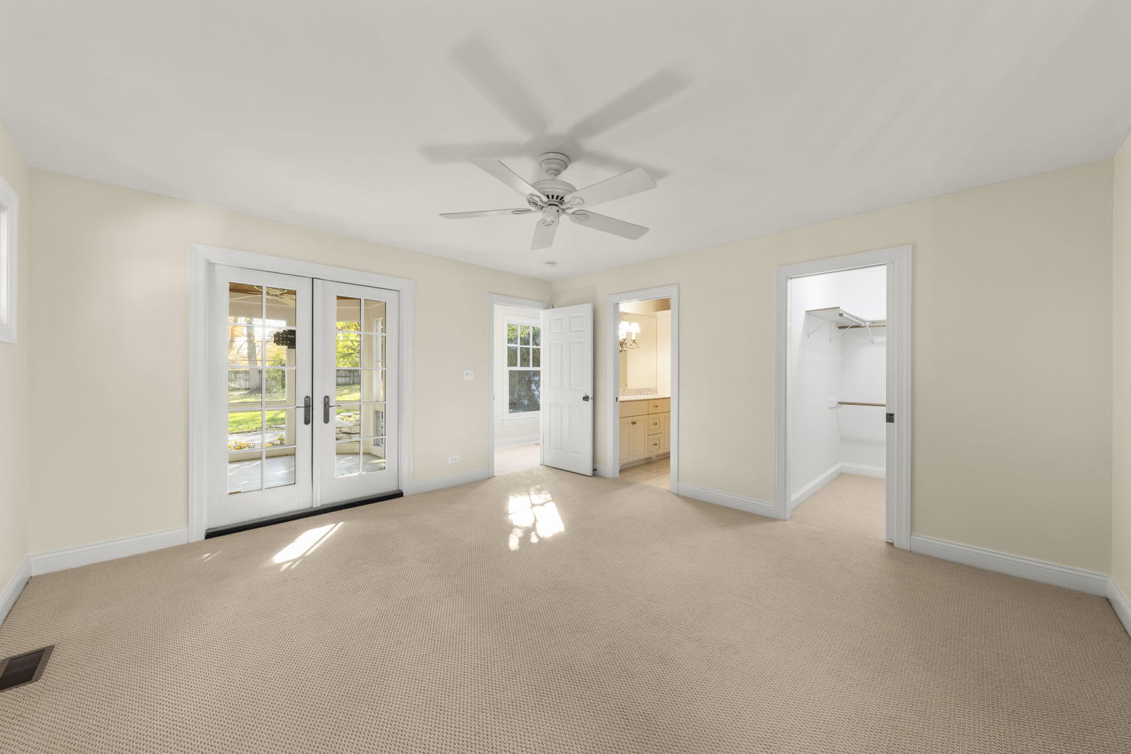 707 Revere Road Glen Ellyn, IL 60137 - Photo 22 of 52 Gallery Image 22