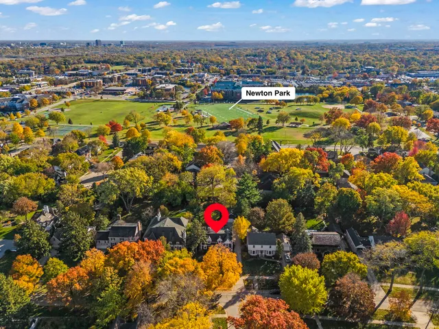 $1,250,000 | 707 Revere Road, Glen Ellyn, IL 60137