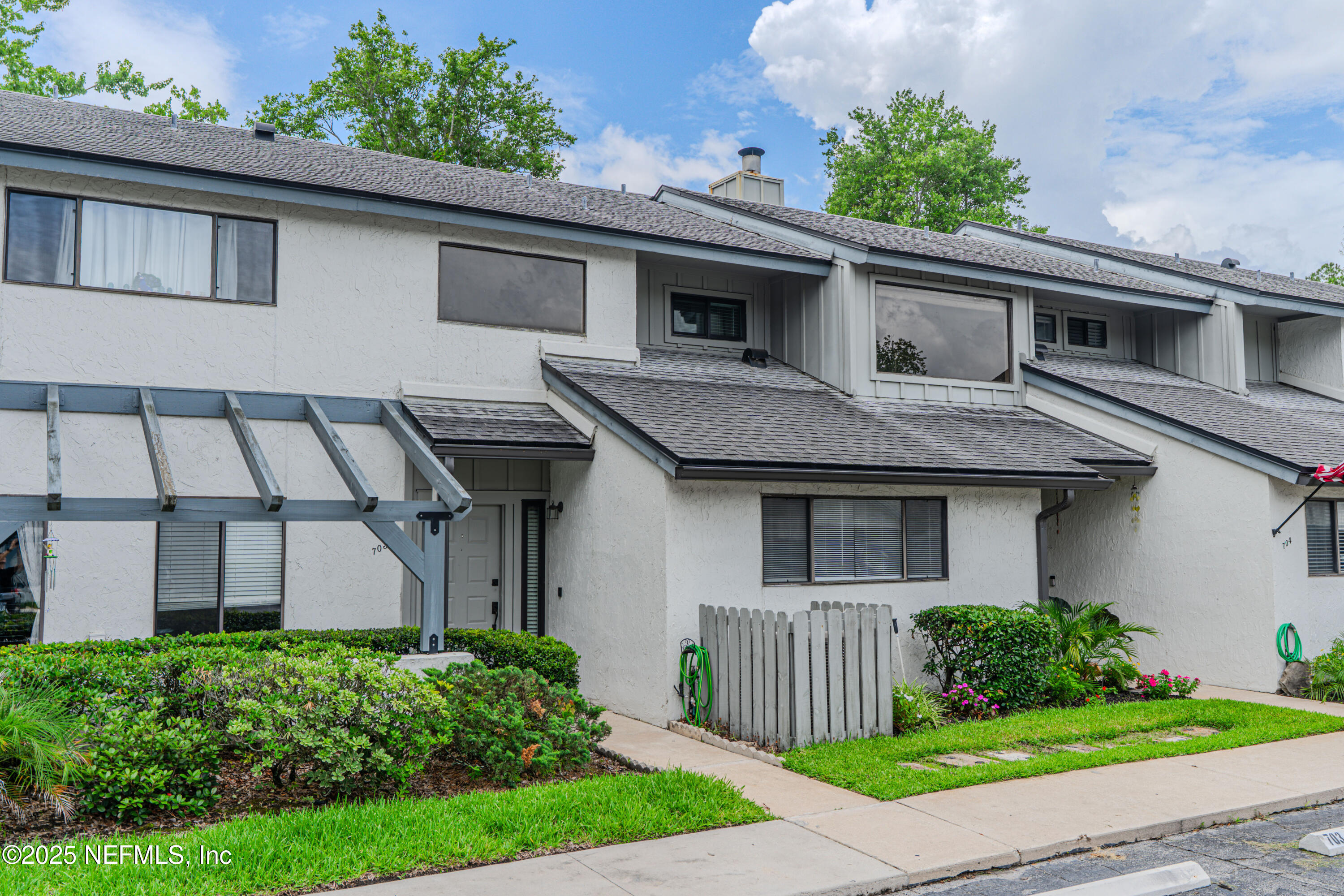 9360 Craven Road, Unit 703 Jacksonville, FL 32257 - Photo 1 of 95 outside 3