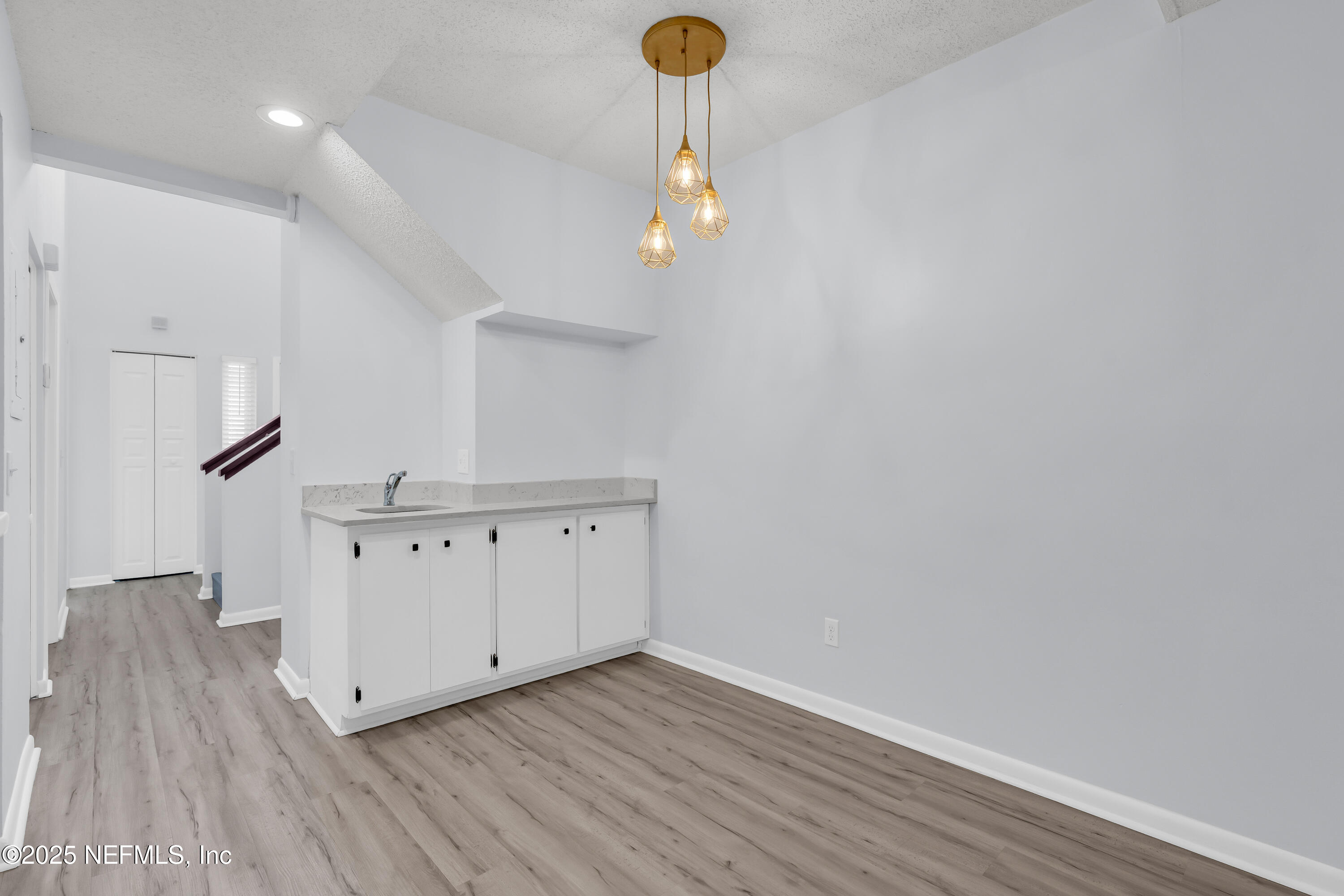 9360 Craven Road, Unit 703 Jacksonville, FL 32257 - Photo 17 of 95 dining 3