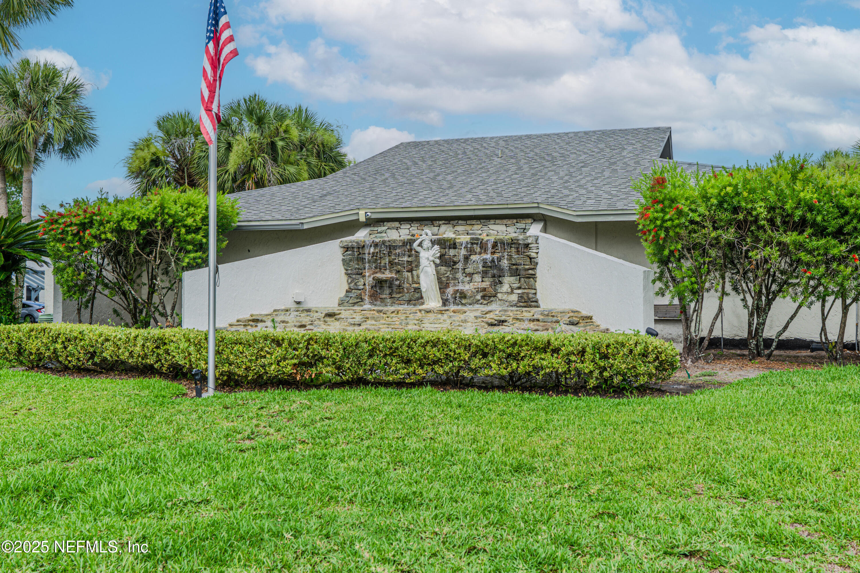 9360 Craven Road, Unit 703 Jacksonville, FL 32257 - Photo 55 of 95 amenities 2