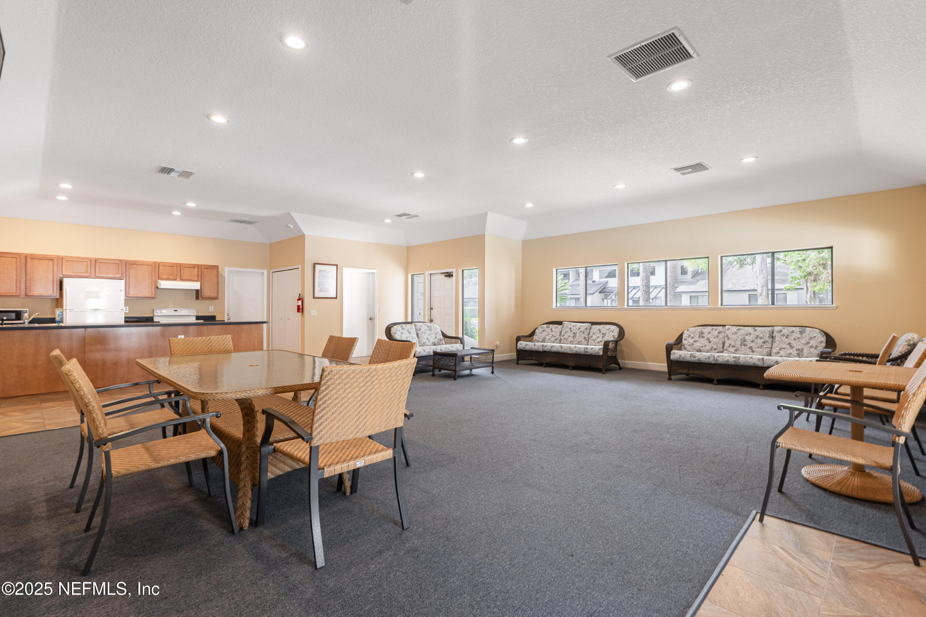9360 Craven Road, Unit 703 Jacksonville, FL 32257 - Photo 60 of 95 amenities 5
