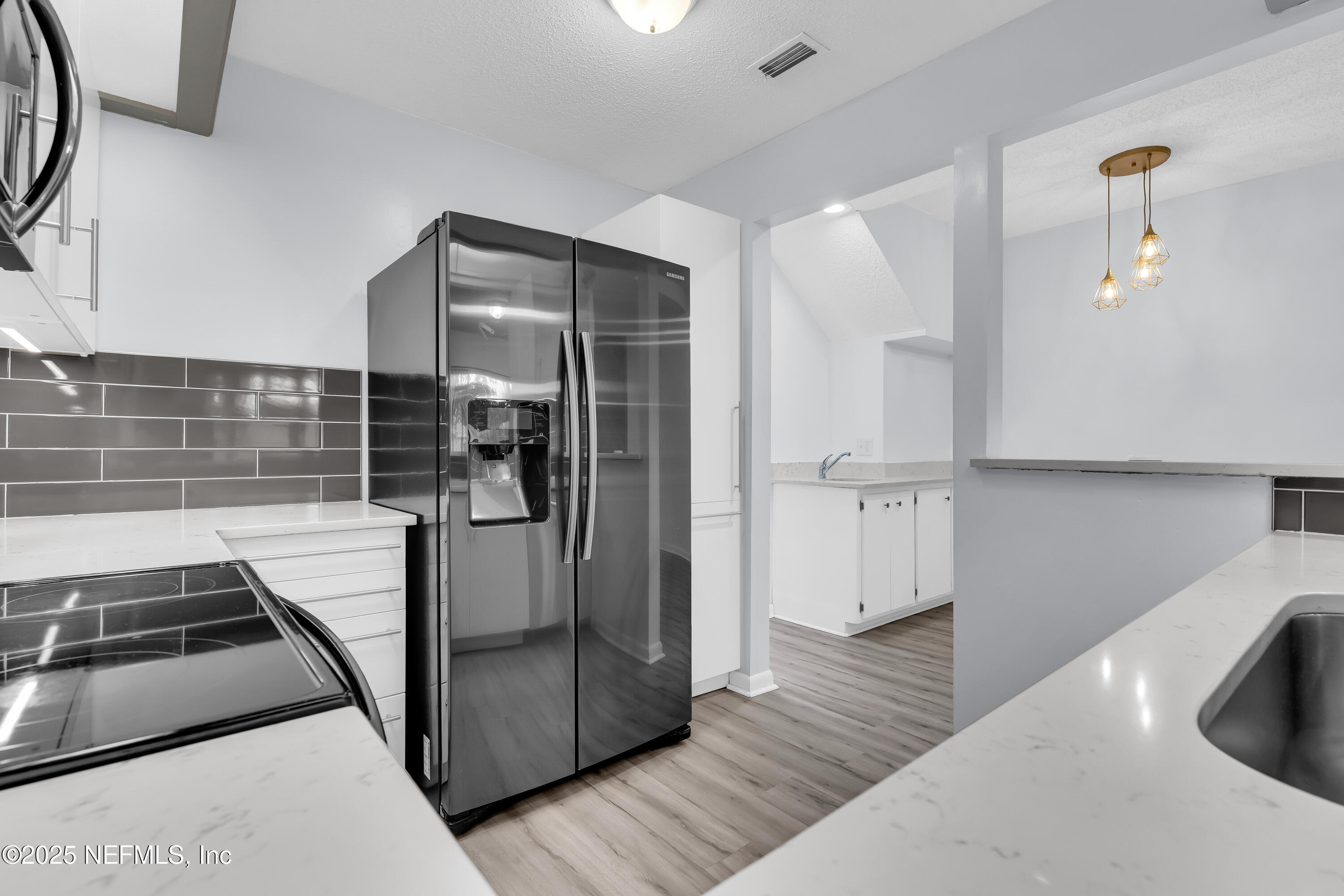 9360 Craven Road, Unit 703 Jacksonville, FL 32257 - Photo 9 of 95 kitchen 4