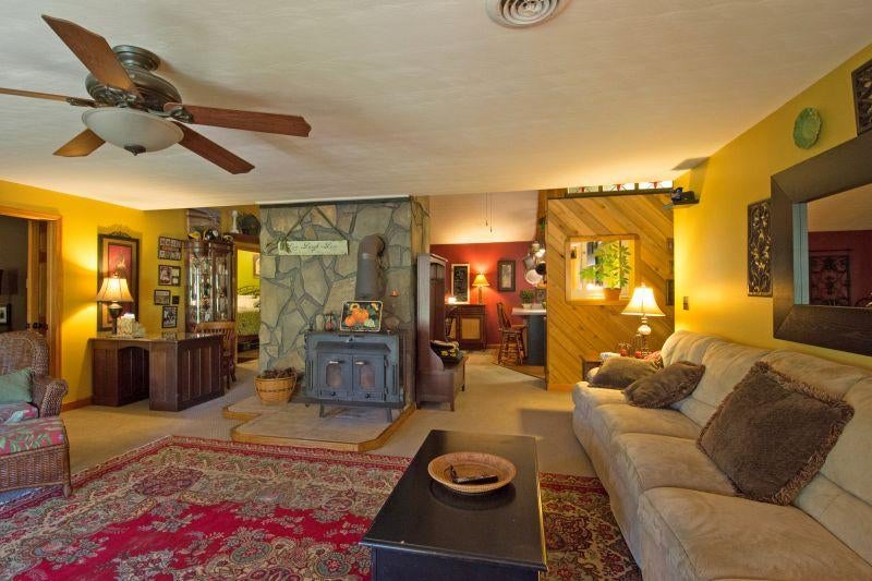 1763 Henson Road Crawley, WV 24931 - Photo 9 of 43 Gallery Image 9