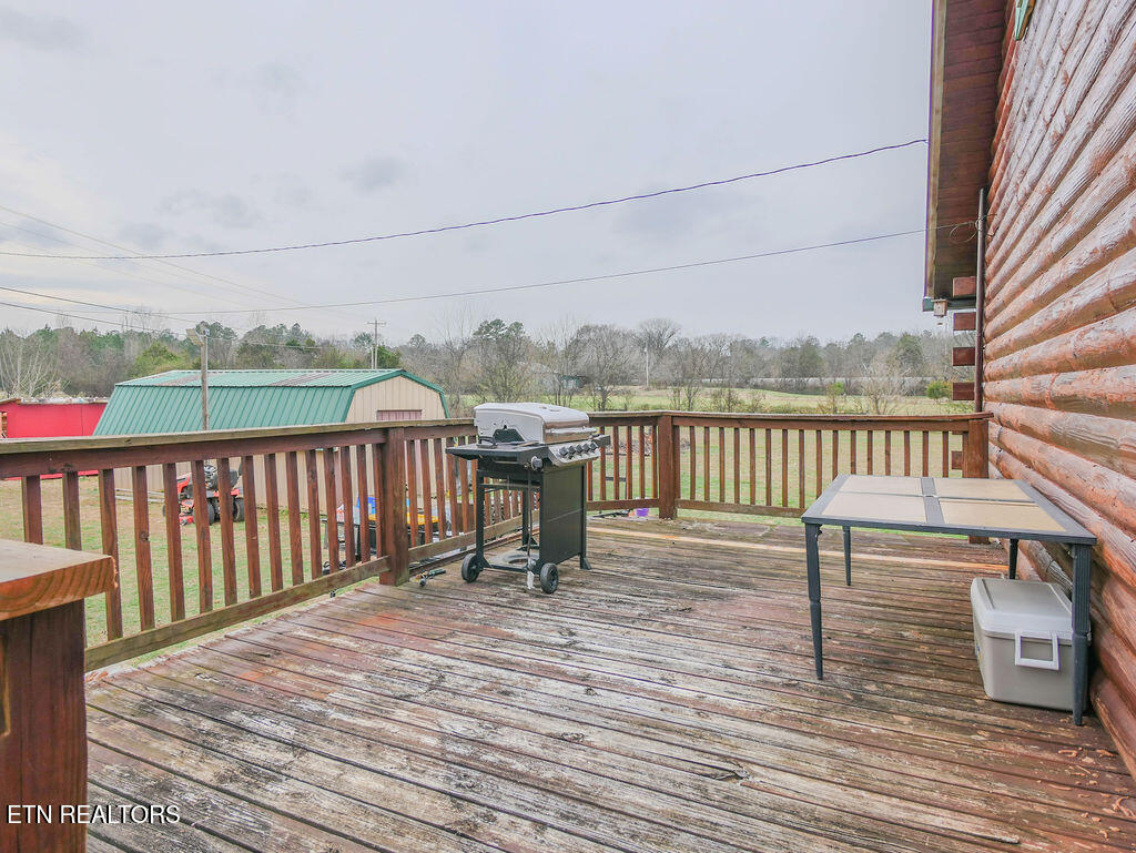 1099 Thomas Road Benton, TN 37307 - Photo 31 of 37 P1080675