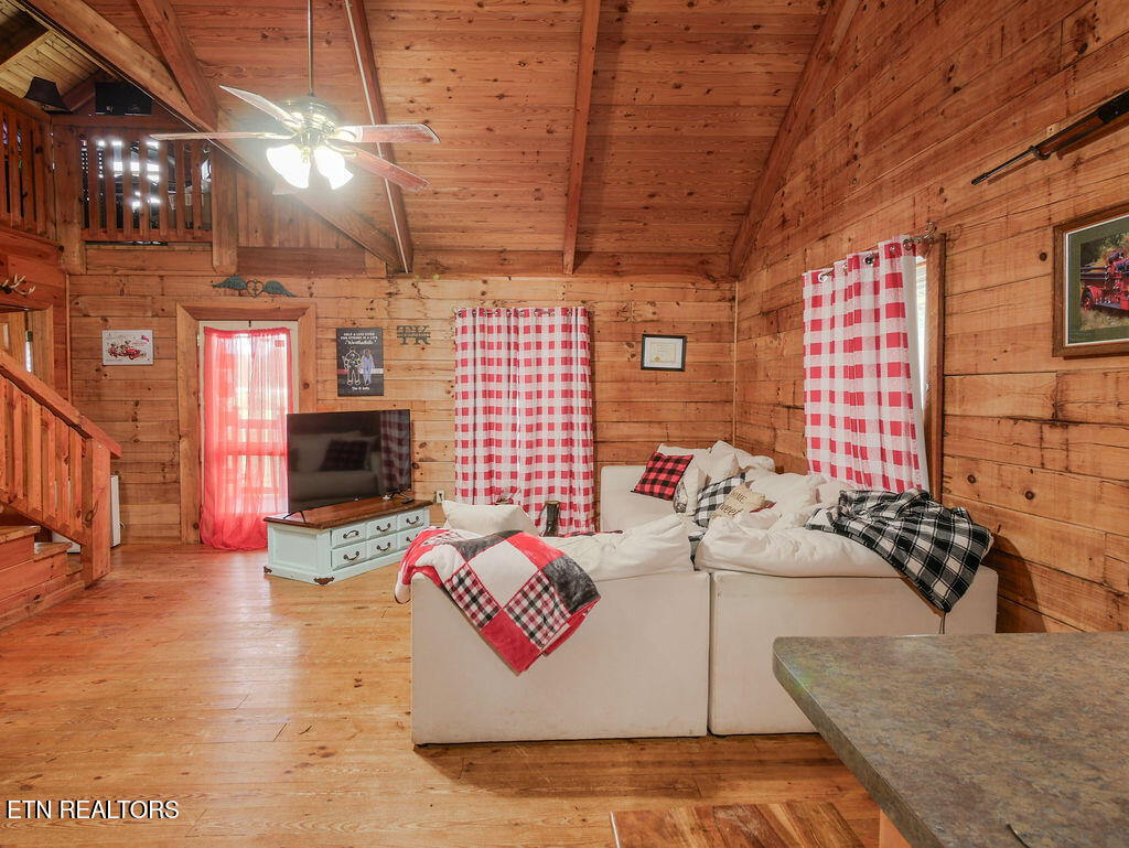 1099 Thomas Road Benton, TN 37307 - Photo 6 of 37 P1080652