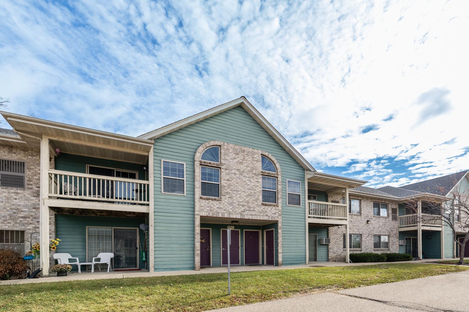 1874 Deerhaven Lane Northeast, Unit 9 Rochester, MN 55906 - Photo 1 of 1 Gallery Image 1