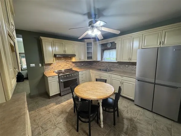 $280,000 | 101 Linden Street, Glenshaw, PA 15116