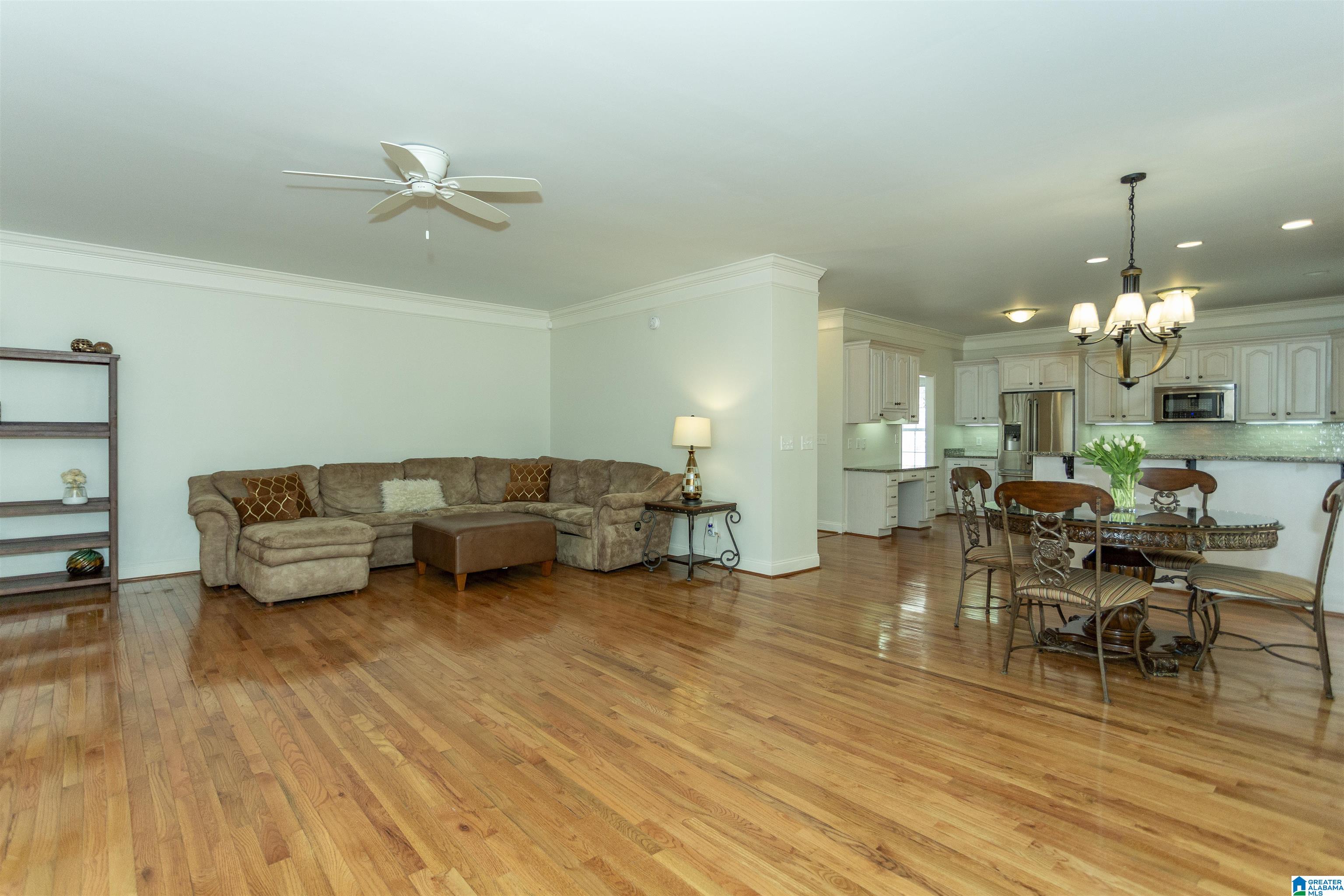 841 Meadow Ridge Lane Birmingham, AL 35242 - Photo 8 of 32