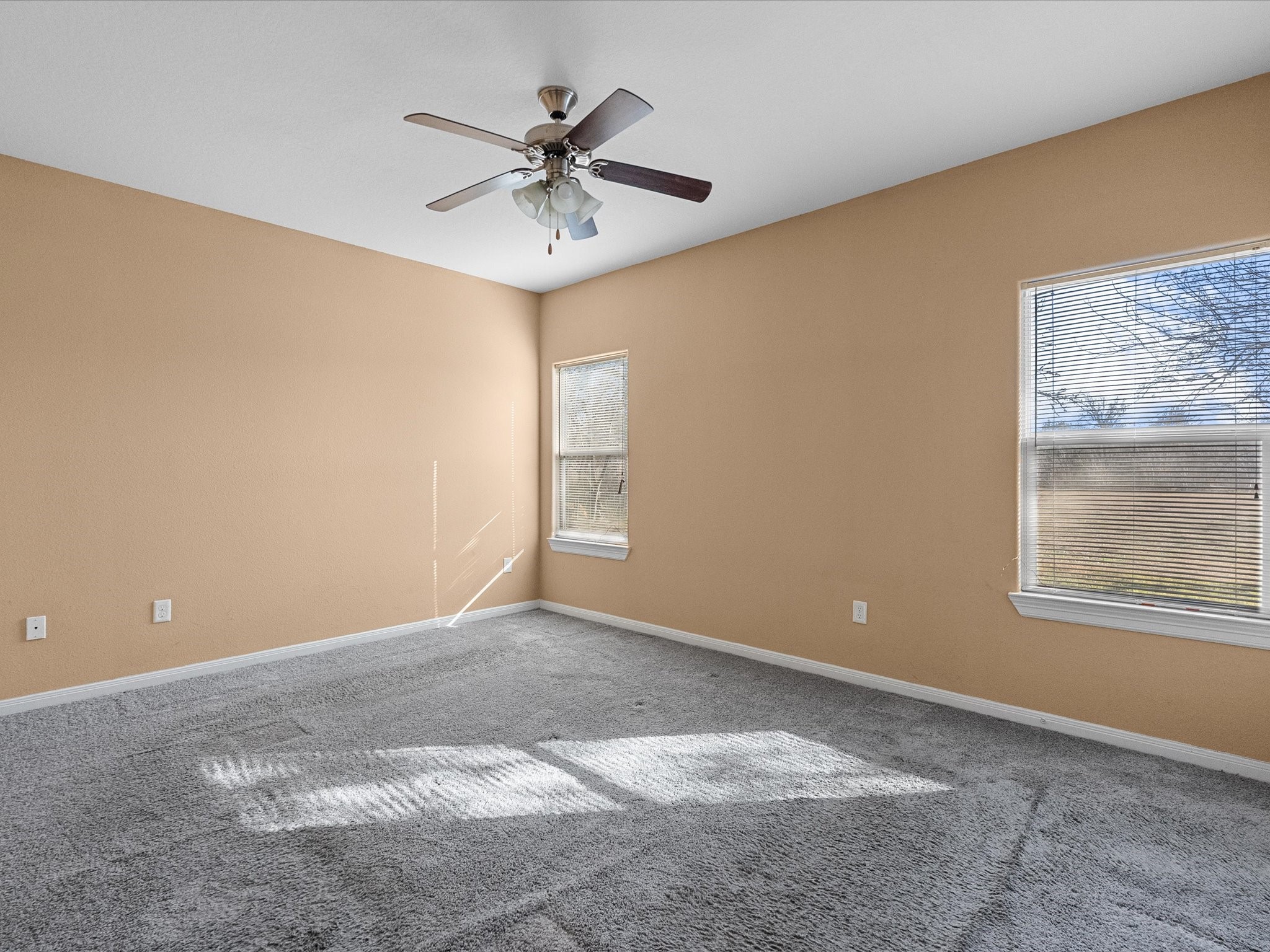 2105 Howell Avenue La Marque, TX 77568 - Photo 10 of 19 Master Bedroom