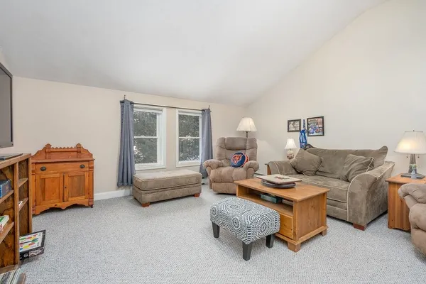 $675,000 | 39 Captain Lovewell Lane, Ossipee, NH 03814