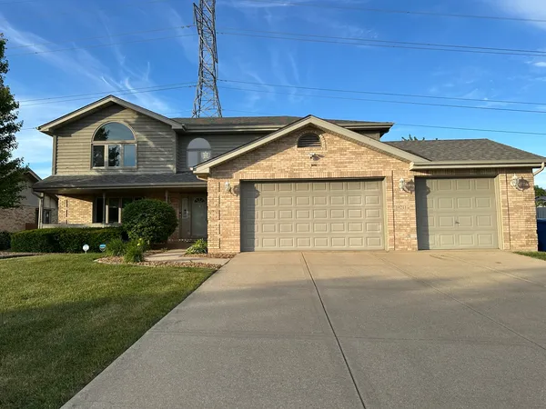 $599,999 | 19211 Brompton Court, Mokena, IL 60448