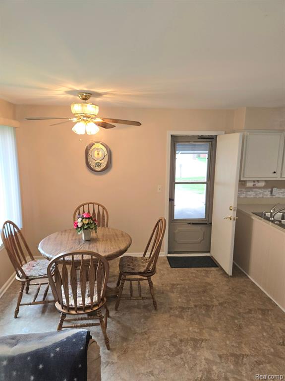 14879 Riverside Street Livonia, MI 48154 - Photo 12 of 42 Gallery Image 12