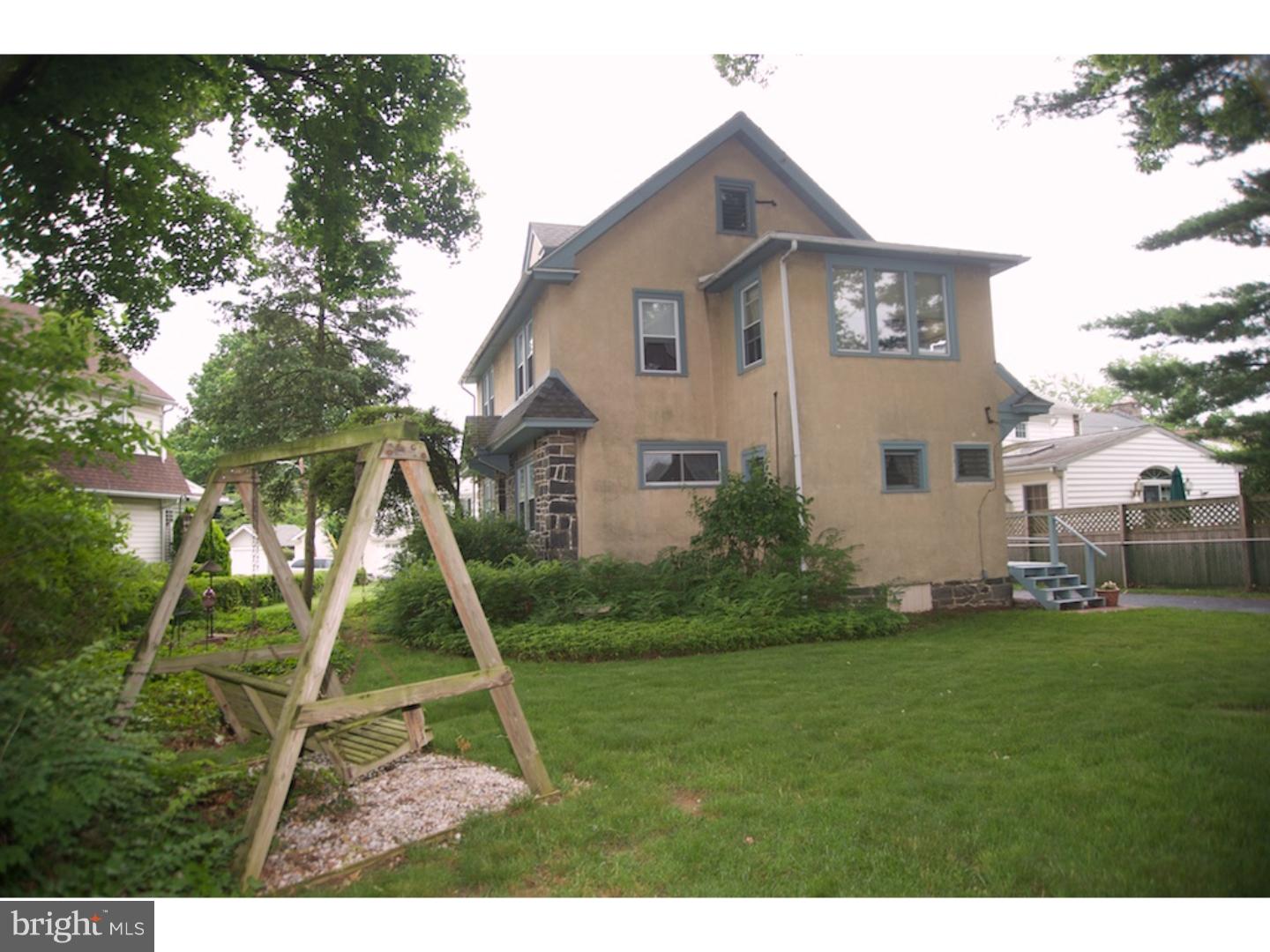 232 Oxford Road Havertown, PA 19083 - Photo 3 of 24