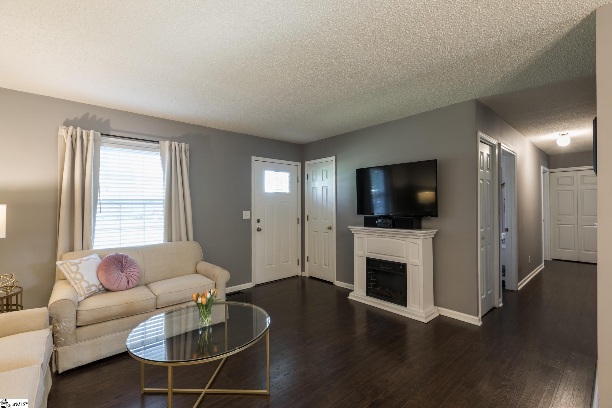 1791 Brockman McClimon Road Greer, SC 29651 - Photo 4 of 34 Gallery Image 4