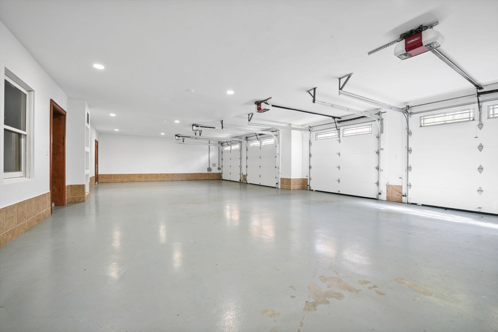 219 Chase Road Dartmouth, MA 02747 - Photo 30 of 42 a view of a livingroom with a ceiling fan