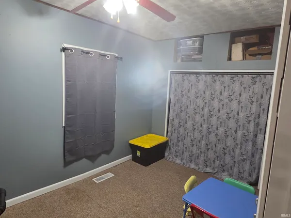 $180,000 | 305 North Pike Street, Kempton, IN 46049