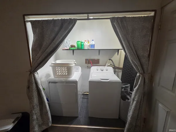 $180,000 | 305 North Pike Street, Kempton, IN 46049