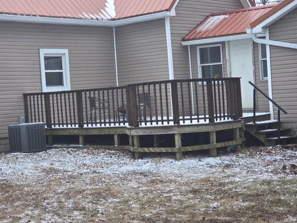 $180,000 | 305 North Pike Street, Kempton, IN 46049