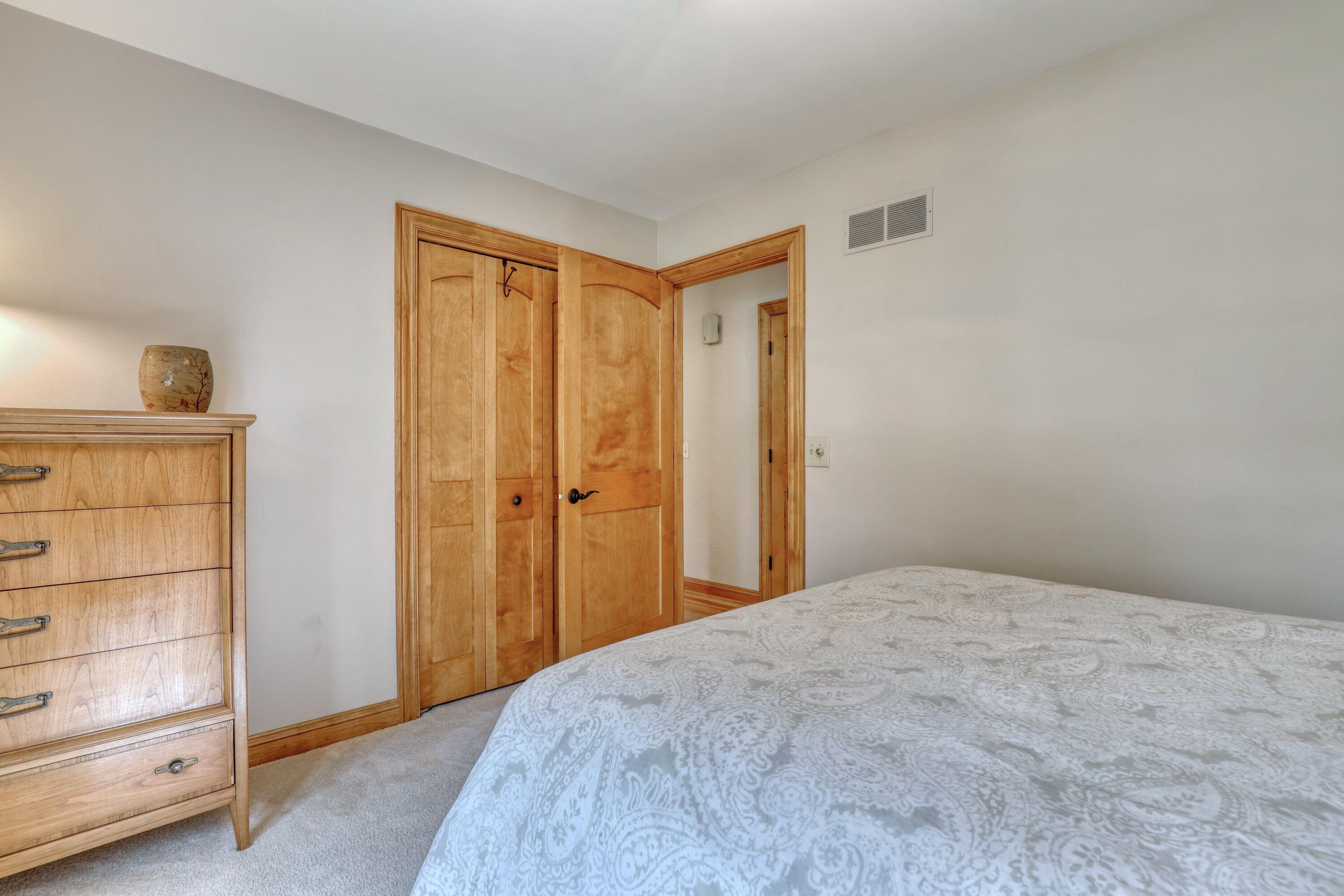 6715 Alpine Drive Addison, WI 53090 - Photo 25 of 59 2nd Bedroom