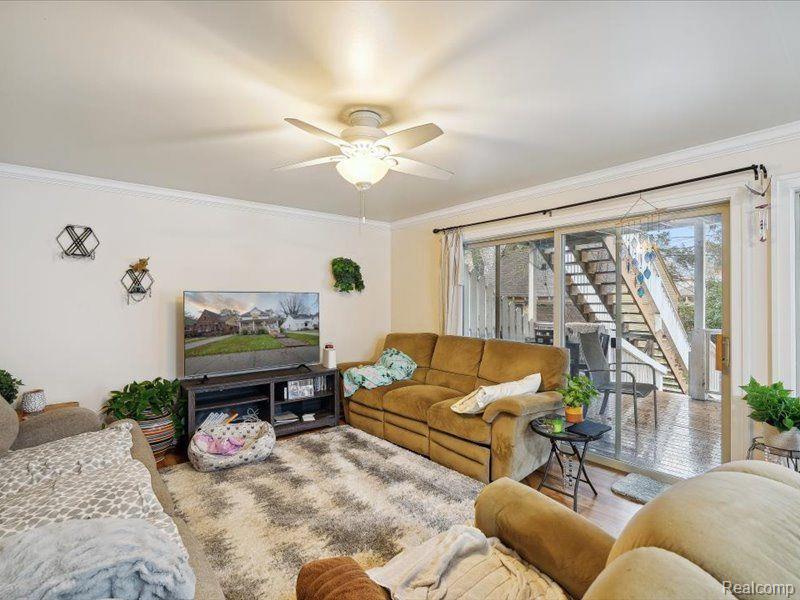 866 Rivard Boulevard Grosse Pointe, MI 48230 - Photo 20 of 53