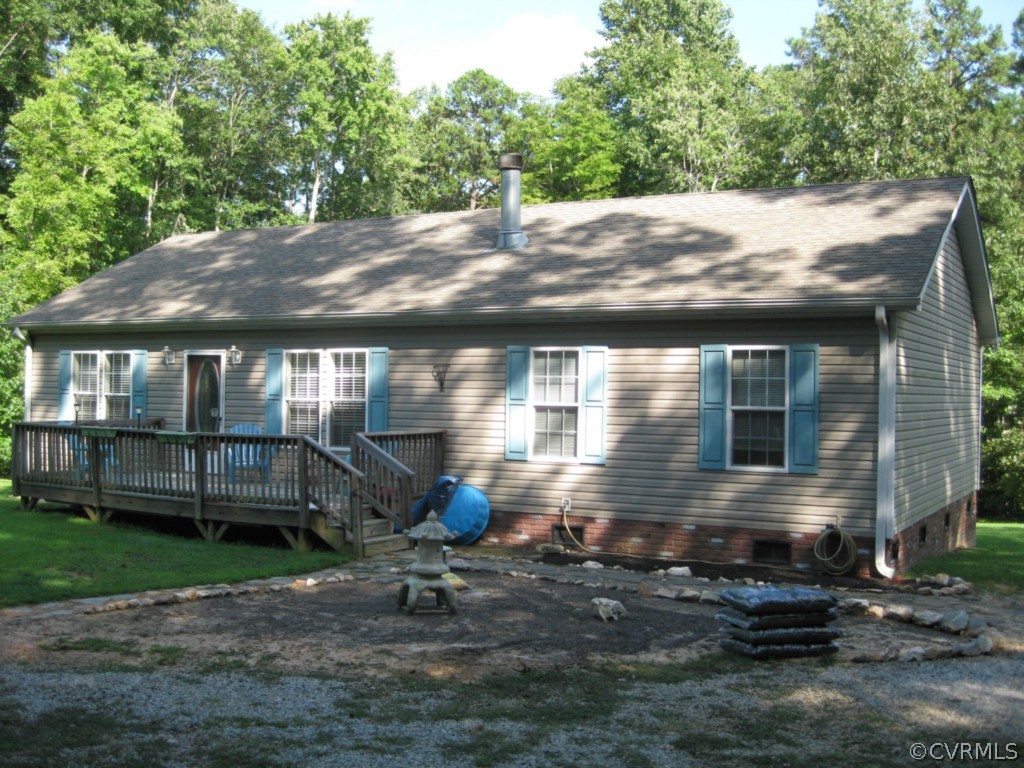 4520 Plank Road Kenbridge, VA 23944 - Photo 2 of 13 a view of house with backyard