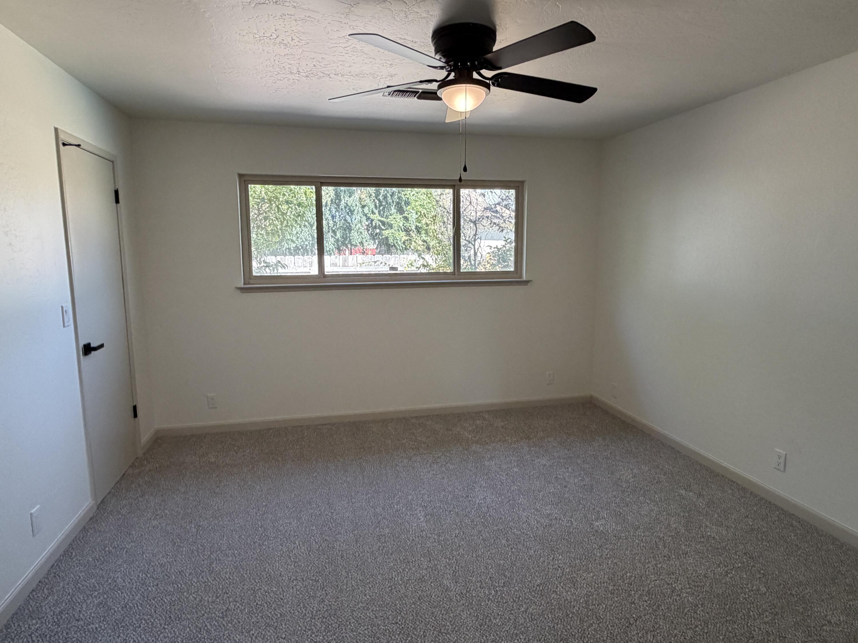 129 Vine Street Lemoore, CA 93245 - Photo 21 of 35