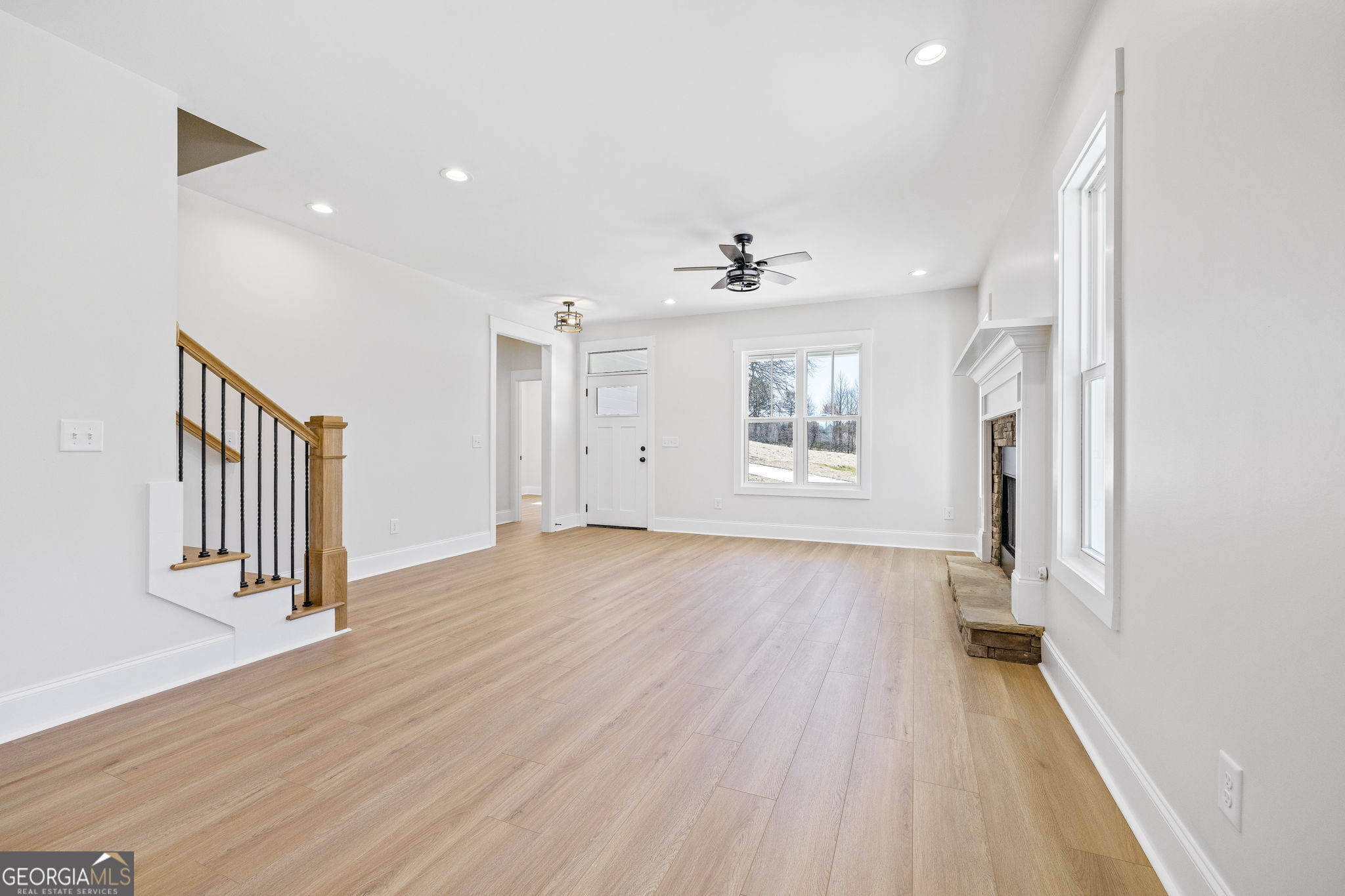 405 Roper Drive Clarkesville, GA 30523 - Photo 7 of 35