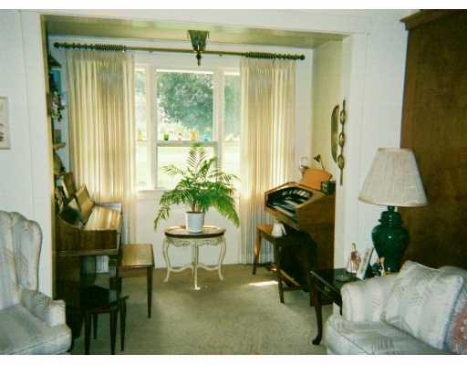 221 South Eberhart Road Butler, PA 16001 - Photo 6 of 8